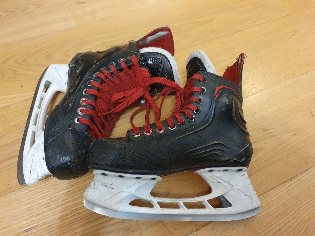 Bauer Vapor X600 6EE 40.5 eu 251mm Lyzwy hokejowe