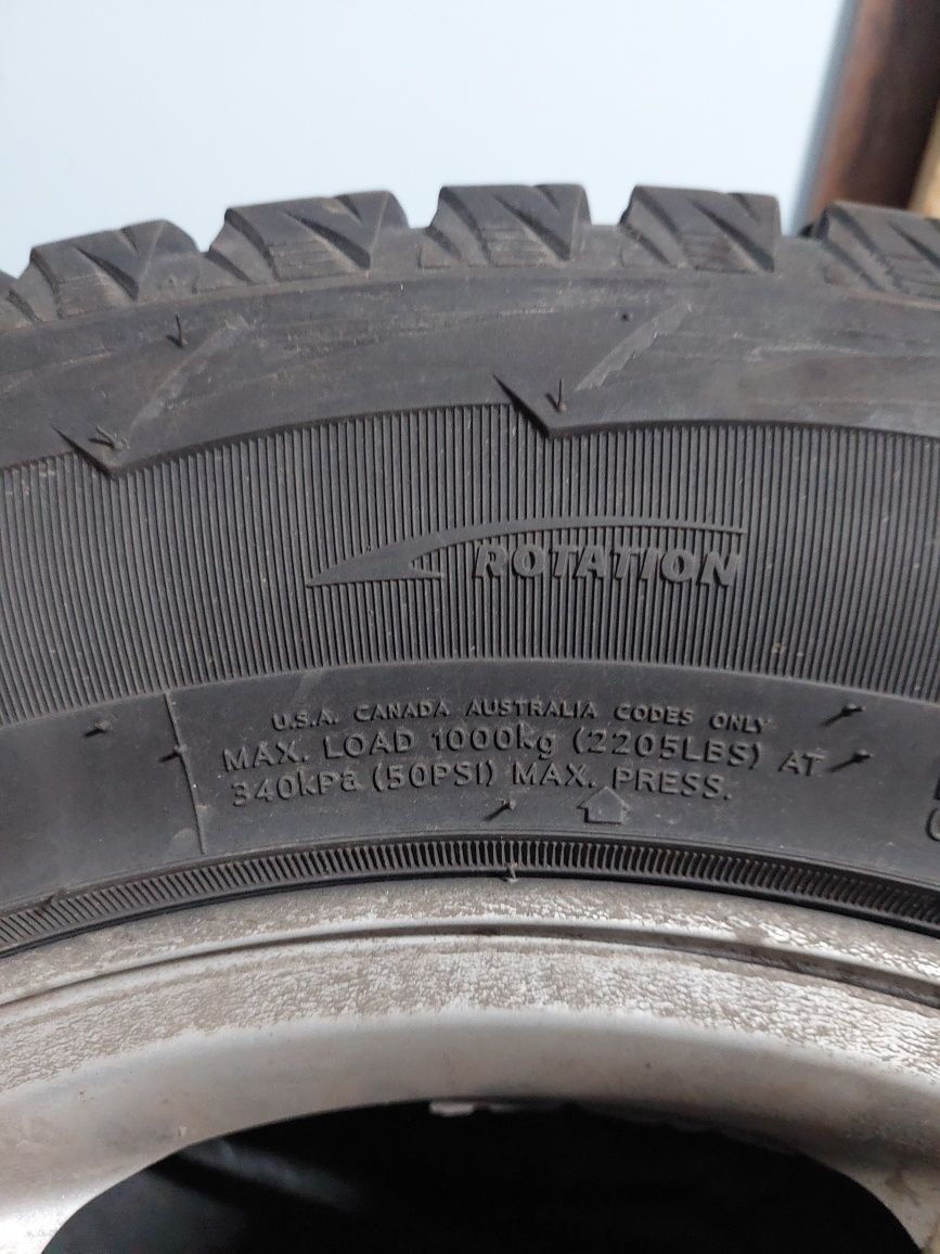 Зимові шини колеса покришки Hankook 235 65 R17 з дисками Hyundai