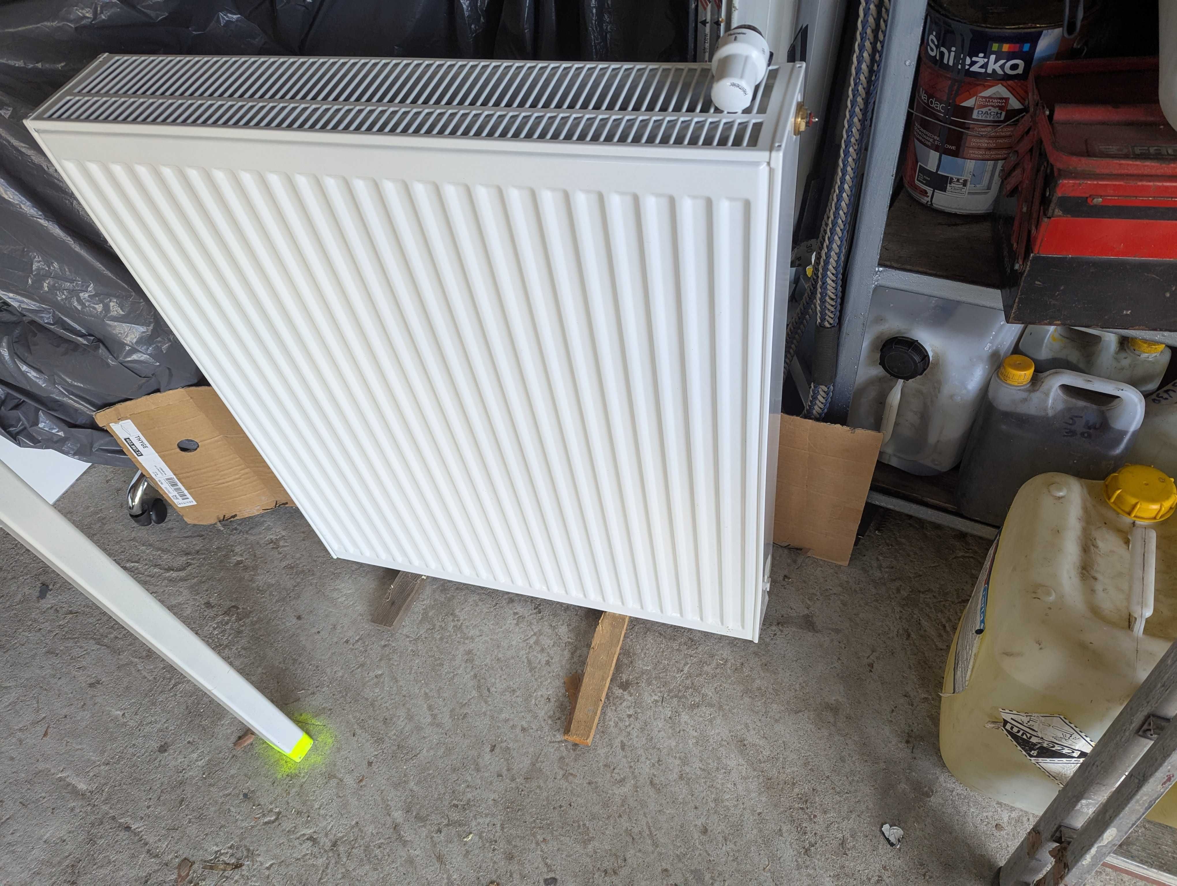 Grzejnik Purmo CV33 900x800 dolny prawy