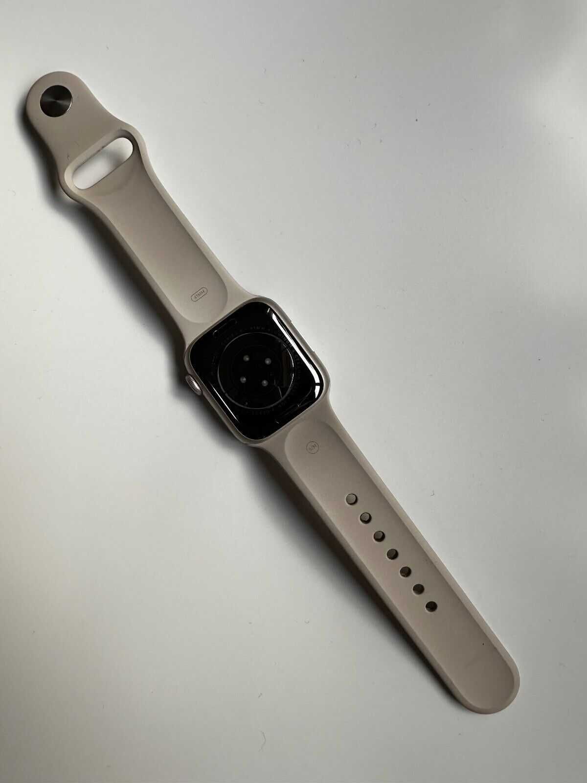 Apple Watch Series 8 GPS, Starlight Aluminum Case de 41 mm