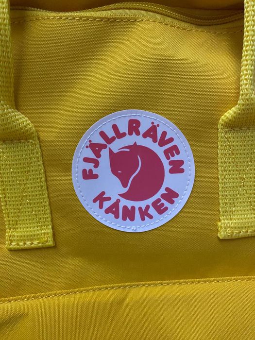 Mochila Fjällräven Kanken amarela nova