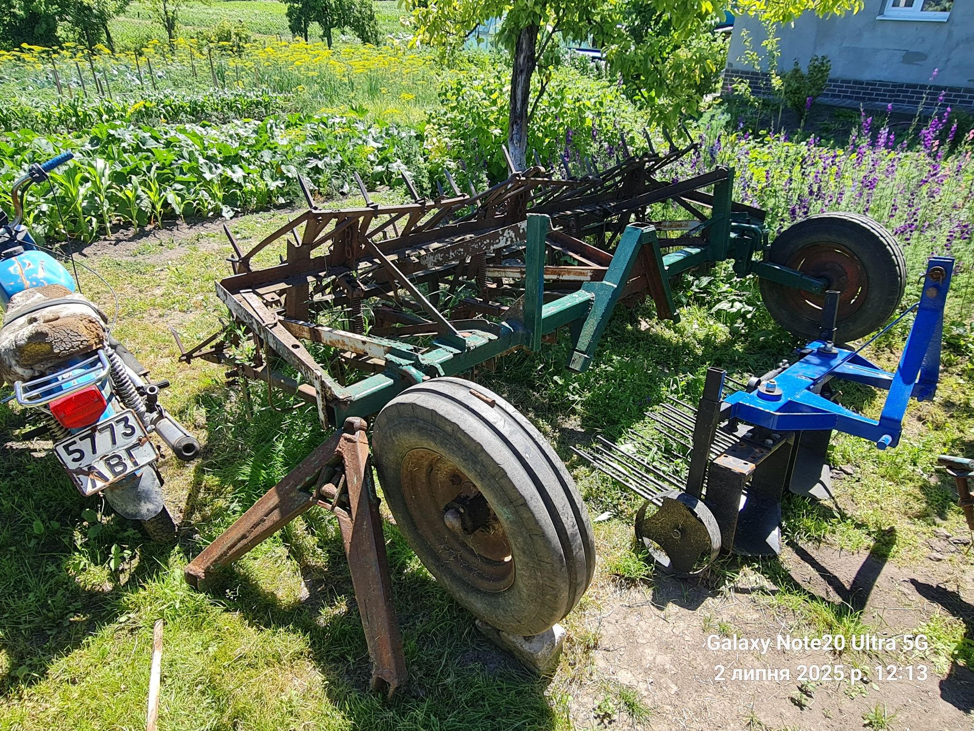 Продам культиватор