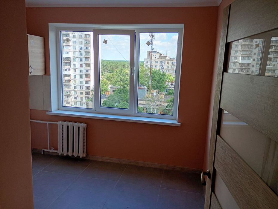 1 к квартира з ремонтом Київ вул.Космонавта Поповича ! Обмін + доплата