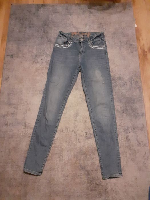 Dżinsy desigual tanio