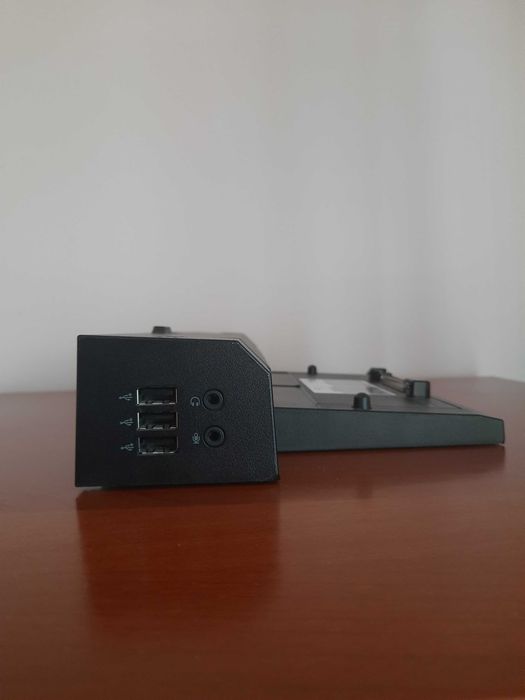 Dell E-Port K09A Docking station com carregador 130 w (com pouco uso)