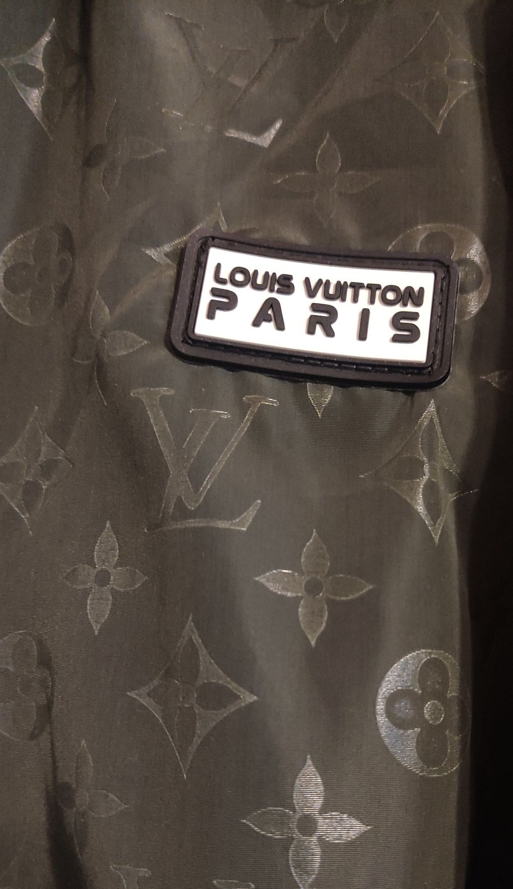 Louis Vuitton kurtka wiatrówka khaki idealny stan