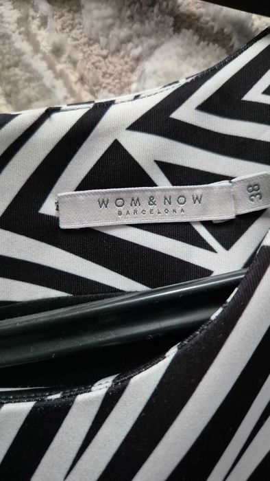 Сукня(плаття) чорно біла в рубчик