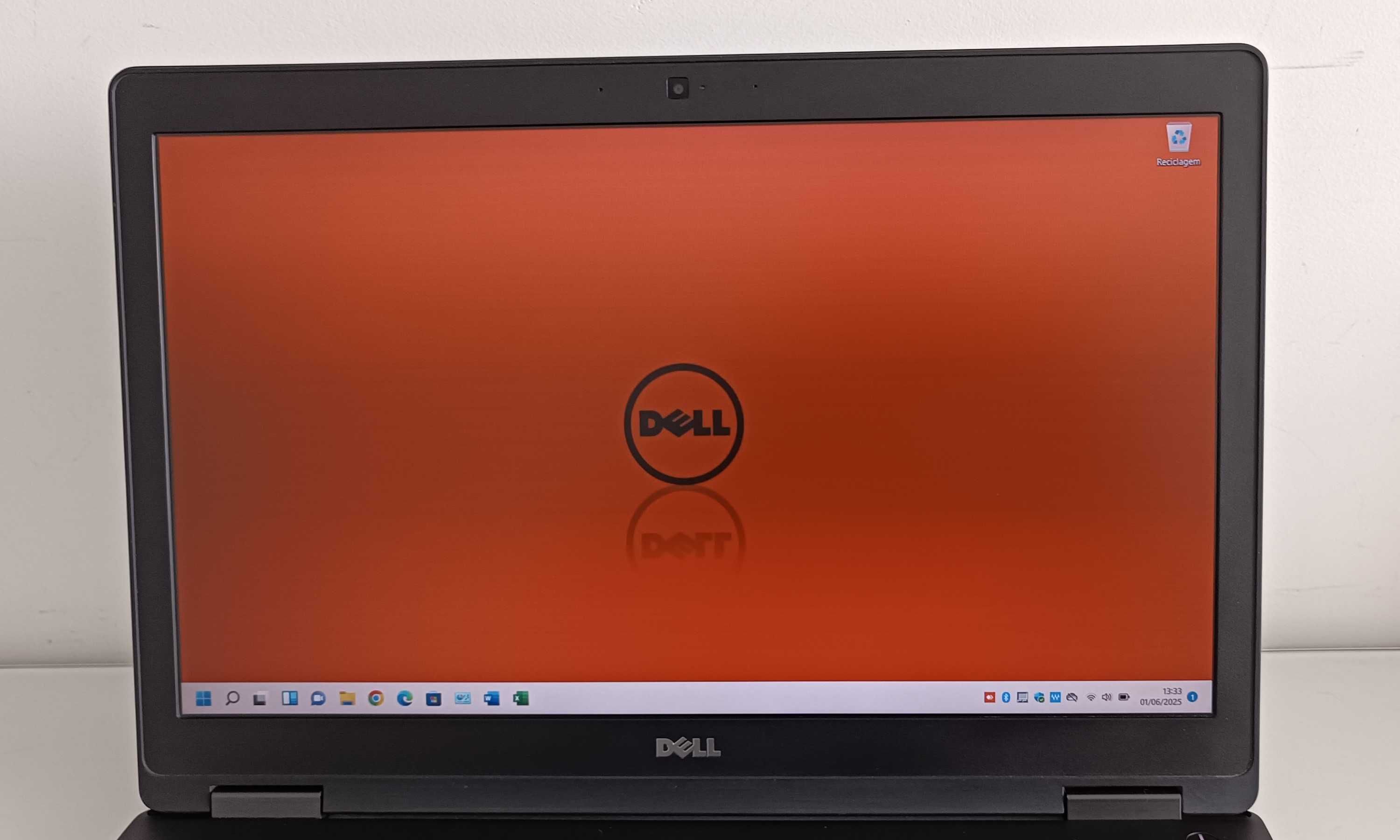 Dell Latitude 5580/Ecrã 15.6FHD/i5/12GB RAM/SSD NVME