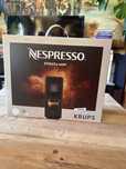 Ekspres na kapsułki Nespresso Essenza Mini XN1101 Biały