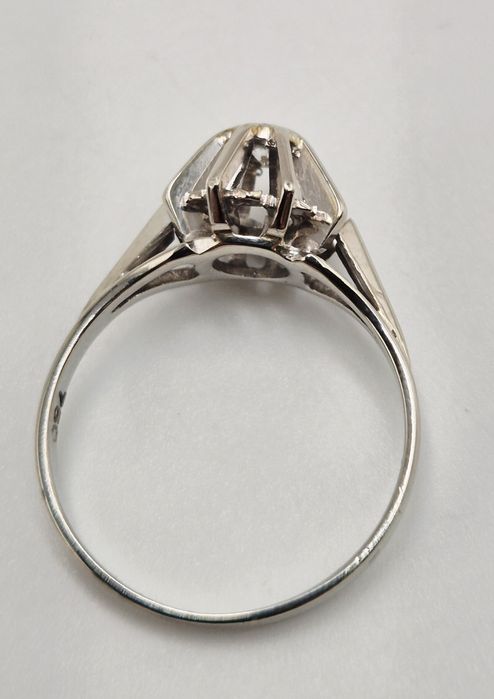 Złoty pierścionek z Brylantem  próba 750