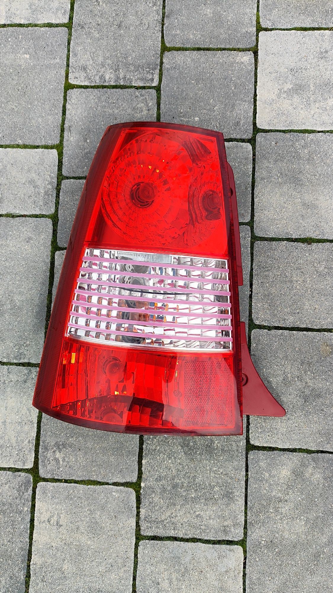 Lampa tył tylna Kia Picanto I Europa