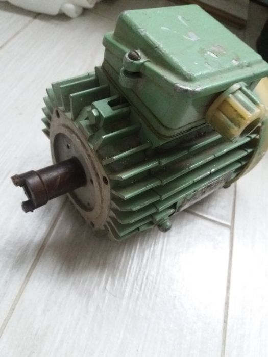 Електро двигун асинхронний