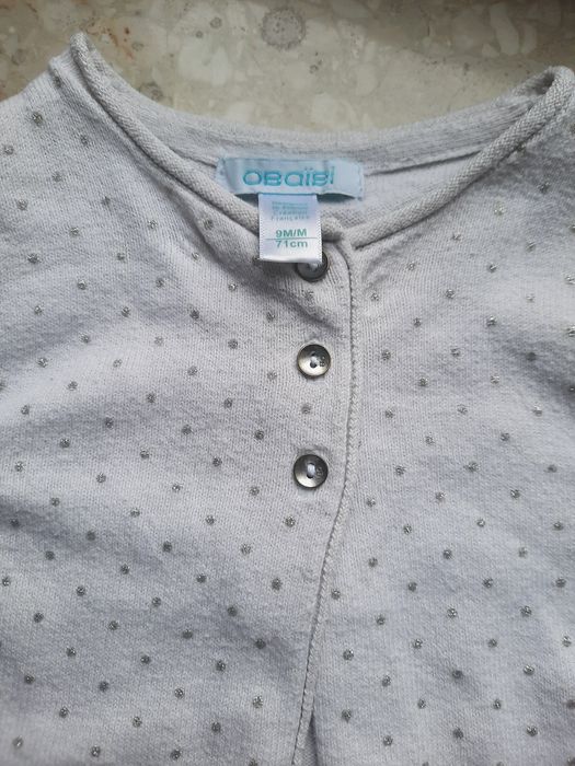 Wizytowy biały sweterek wdzianko Obaïbi 9 mcy r. 68/74