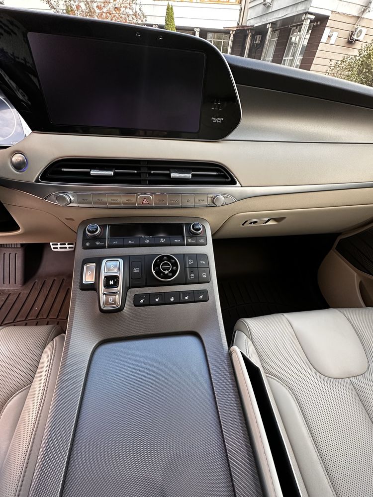 Hyundai Calligraphy 2022, 2.2 diesel. Euro 6.