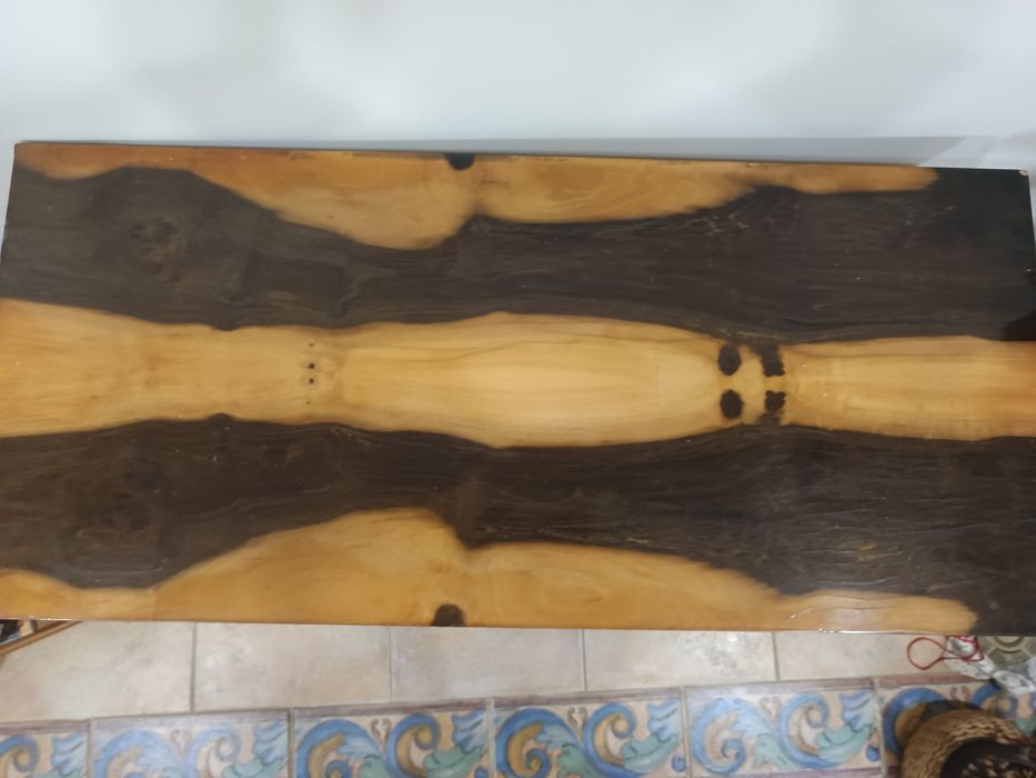 Aparador antigo em madeira bicolor