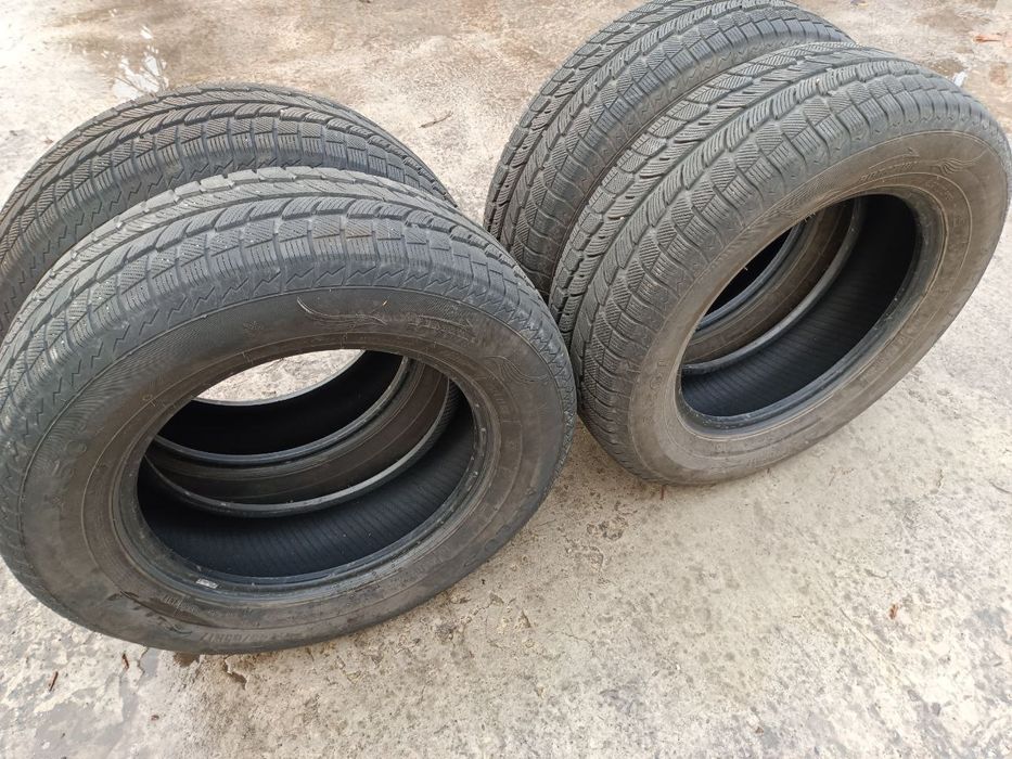 Продам зимние шины.Состояние новых.
