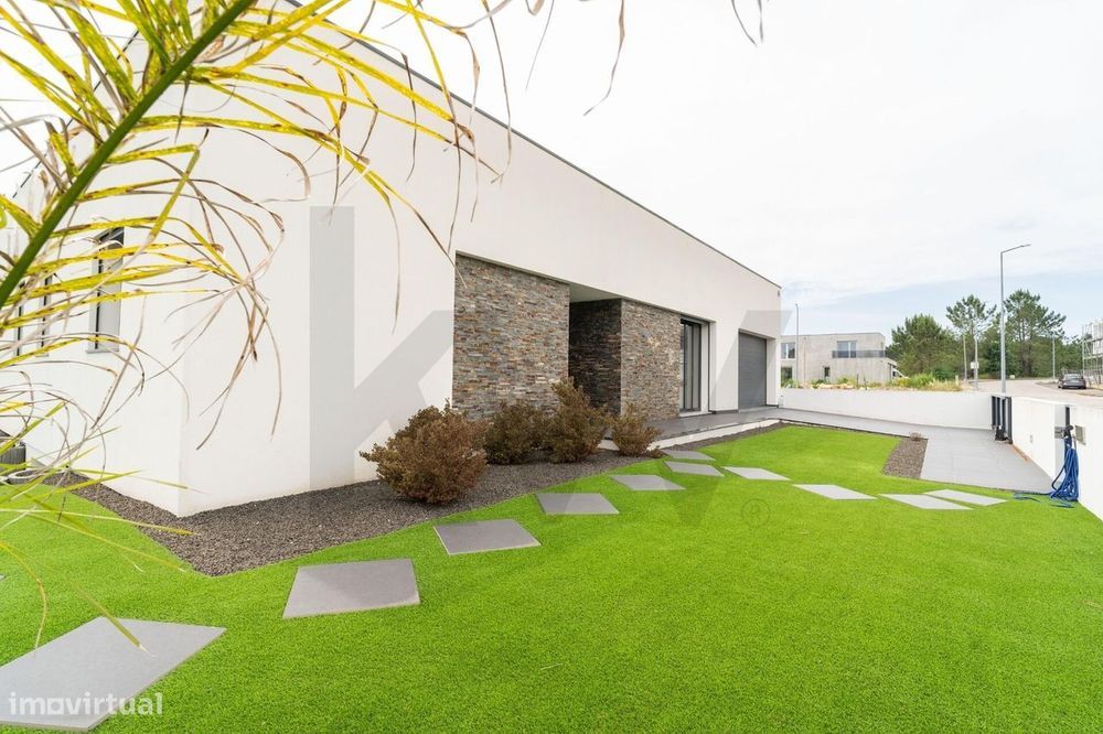 Moradia Moderna T5 com Excelente Exposição Solar – Ançã, Cantanhede