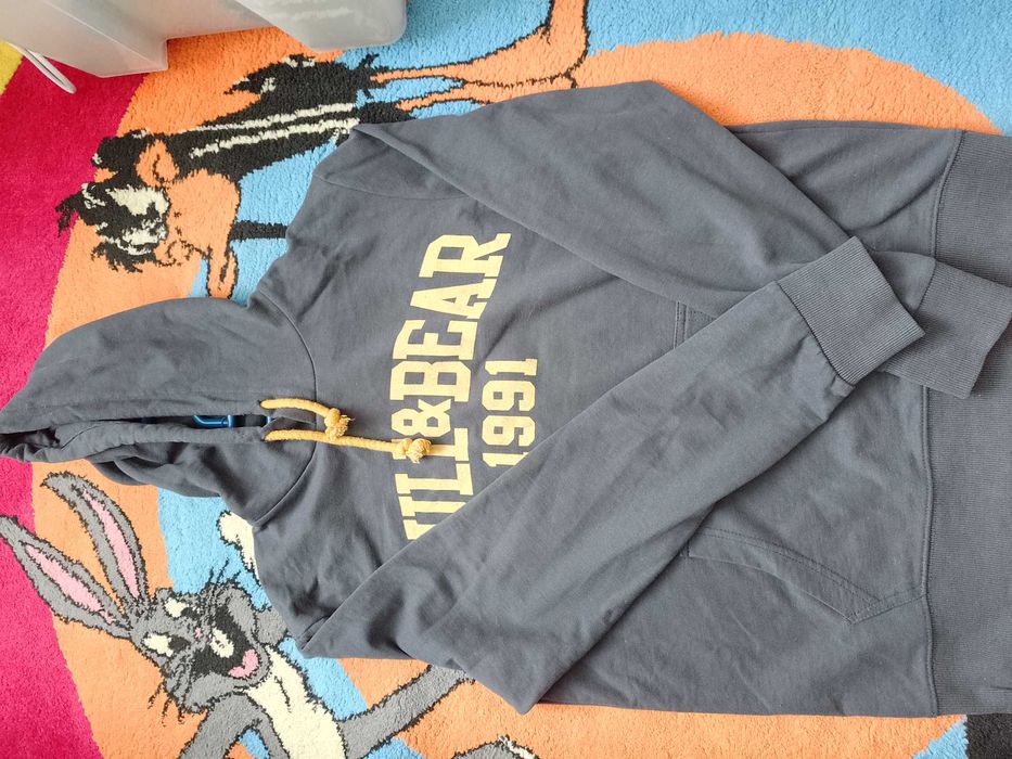 Bluza Pull&Bear z kapturem