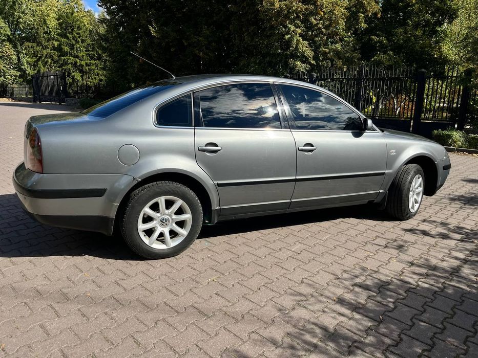 Volkswagen Passat B 5 +