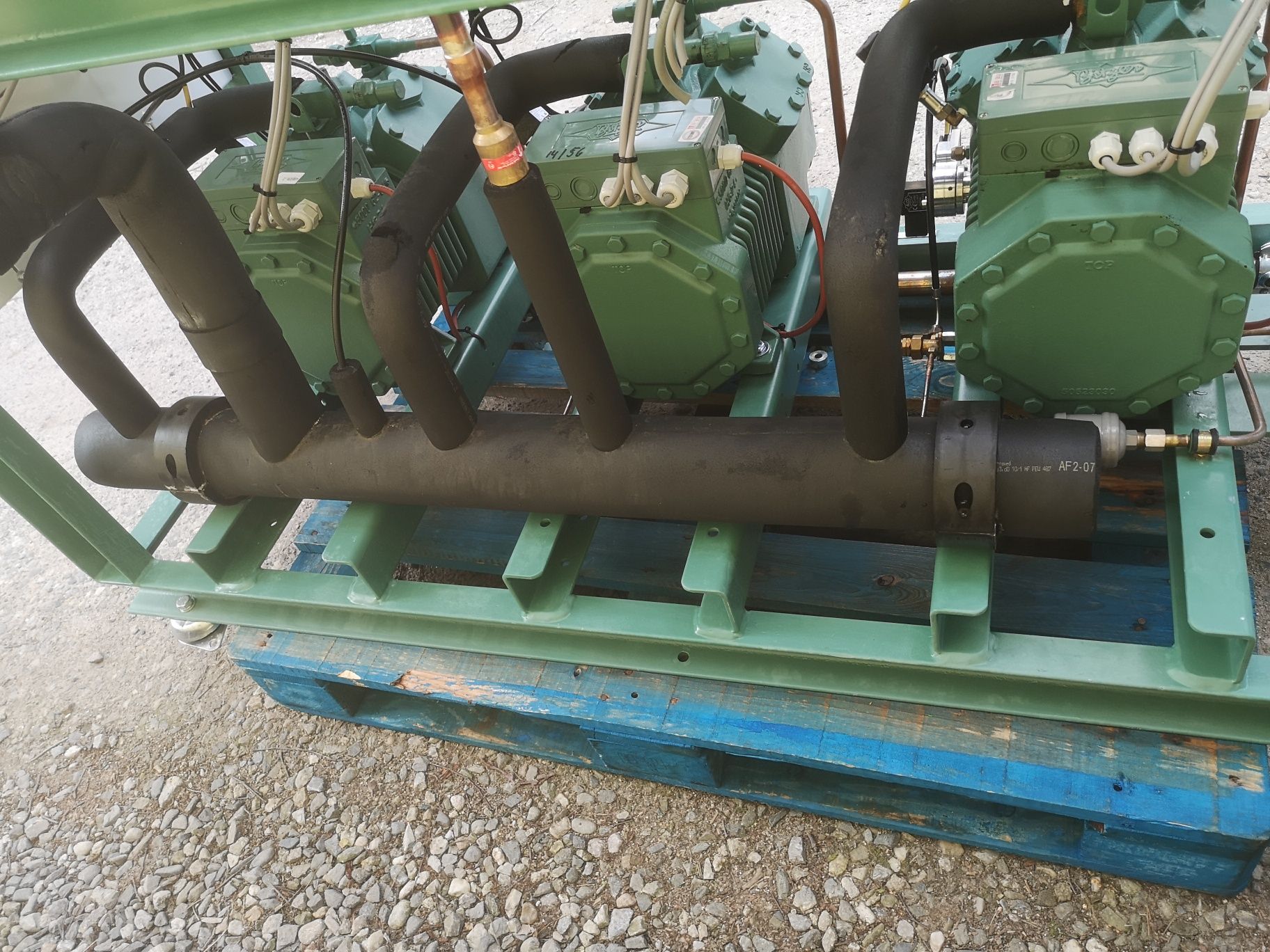 Zestaw sprężarkowy BITZER  1x32,5 m3/h, 2x26,9m3/h