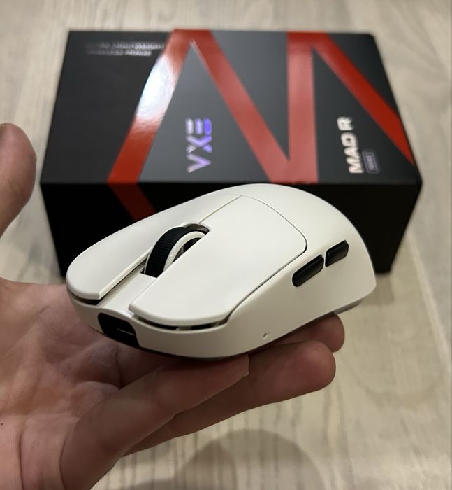 Миша Vxe mad R+ 8K 36г. paw 3395 Omron optical