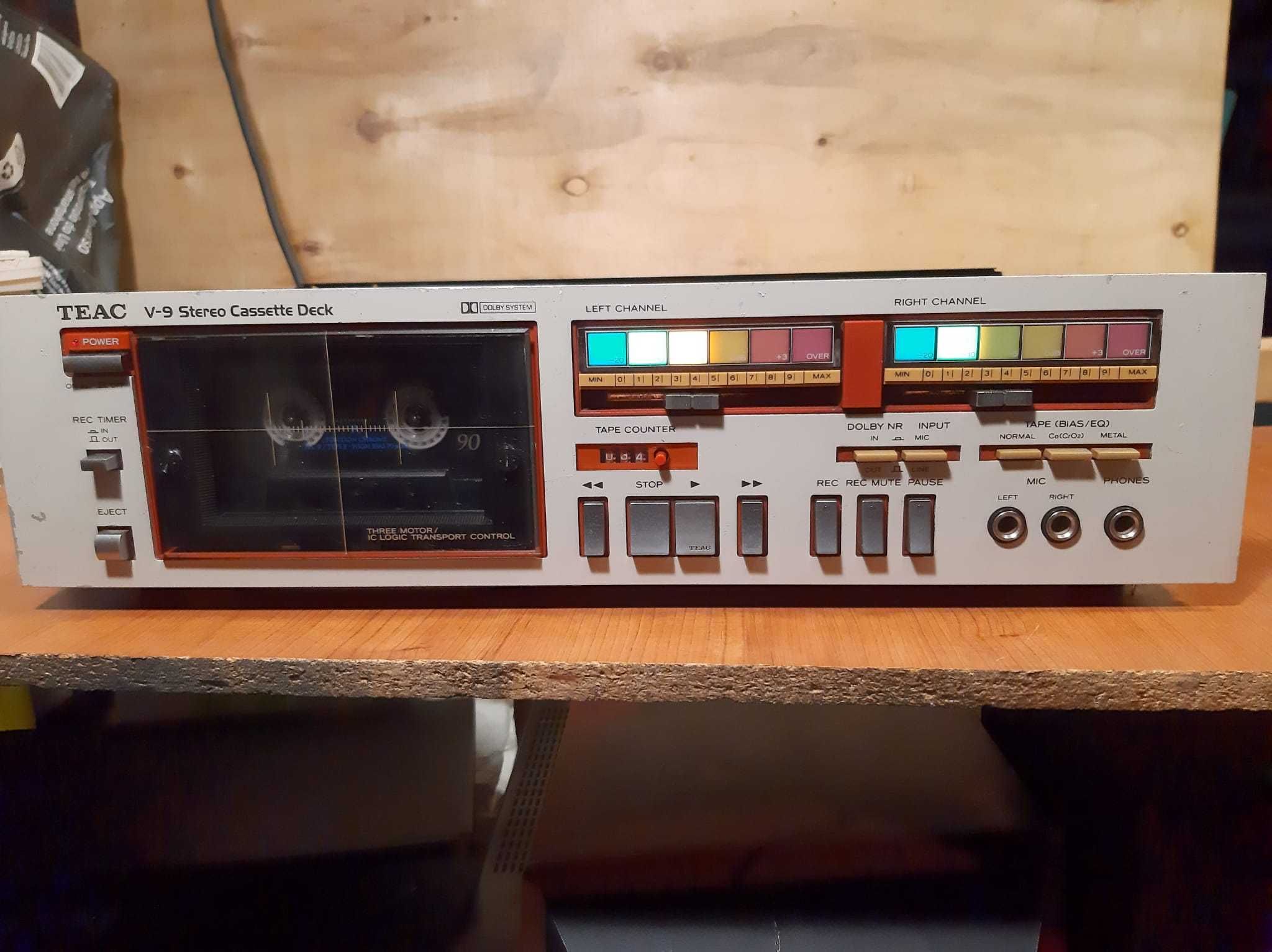 TEAC V-9 Stereo Cassette Deck (1981)