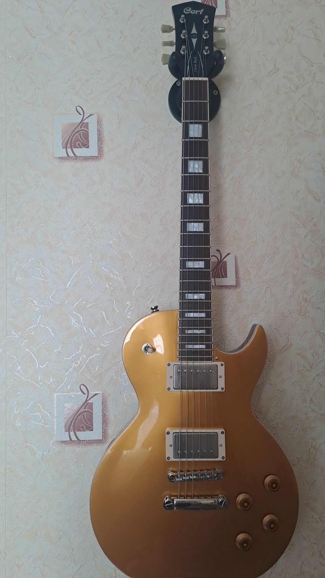 гітара Cort Les Paul gold top