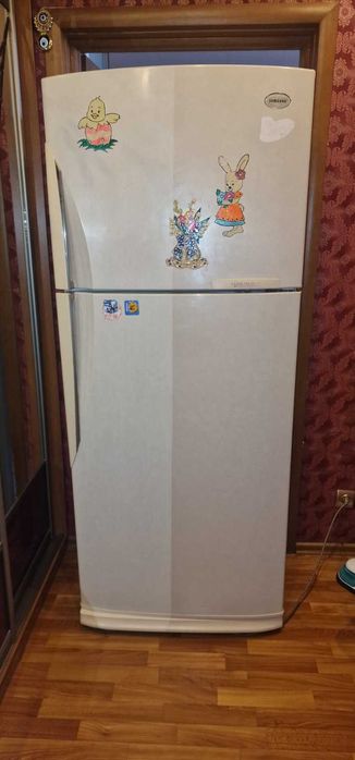 Холодильник Samsung Сooltech Bio