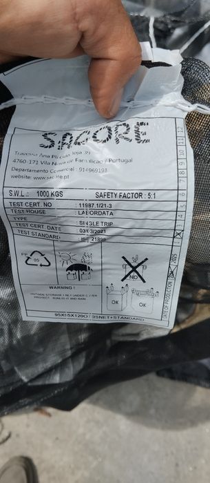 Big bags em rede e com válvula de descarga. 95x95x120cm
