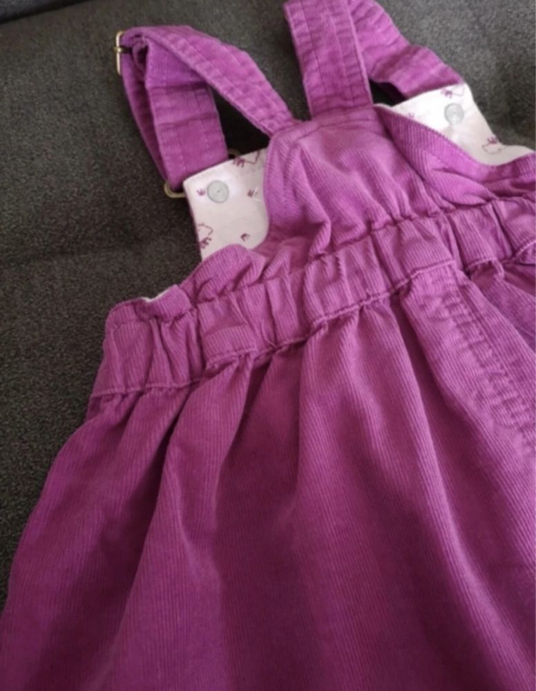 Sukienka na szelkach ogrodniczka bawełniany sztruks Hello Kitty H&M 74