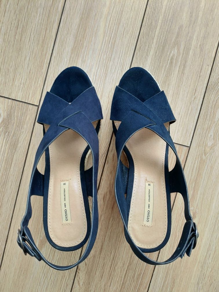 Buty na koturnie Oysho rozm 38