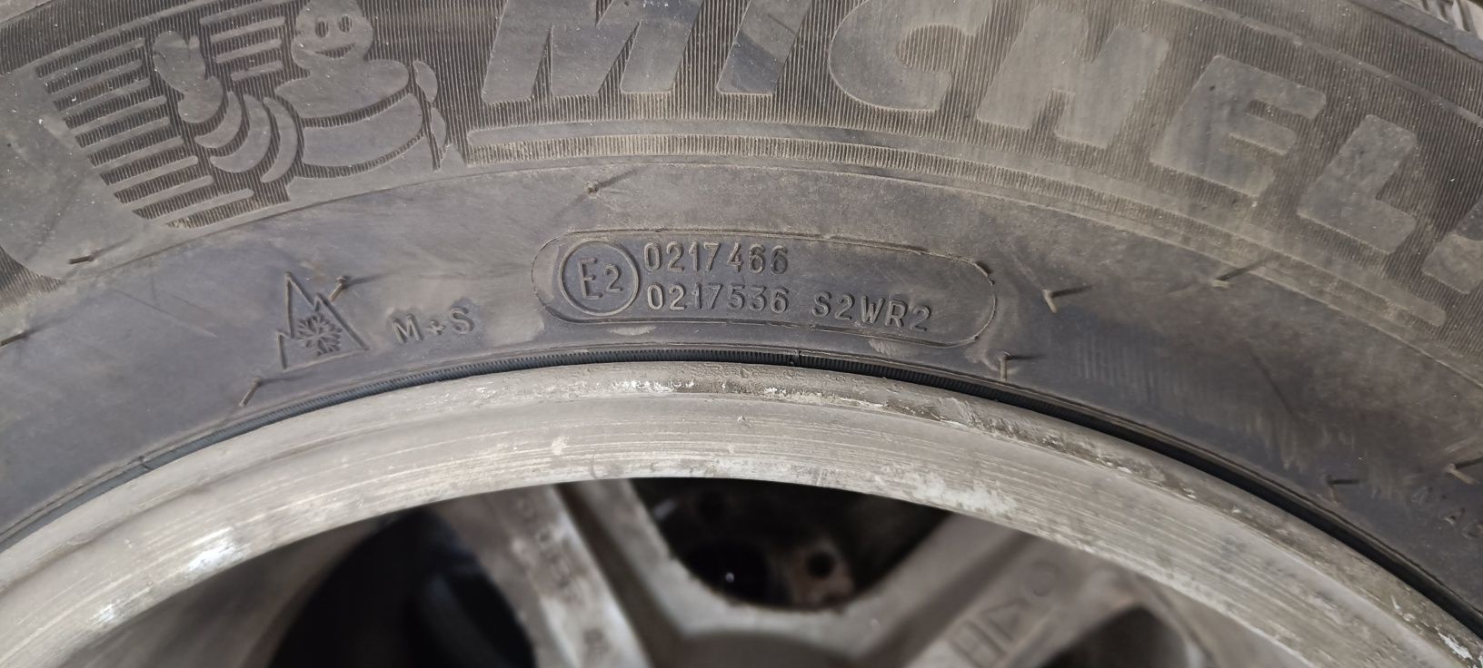 Майже нові Michelin Alpin 6 205/60 R16 92T