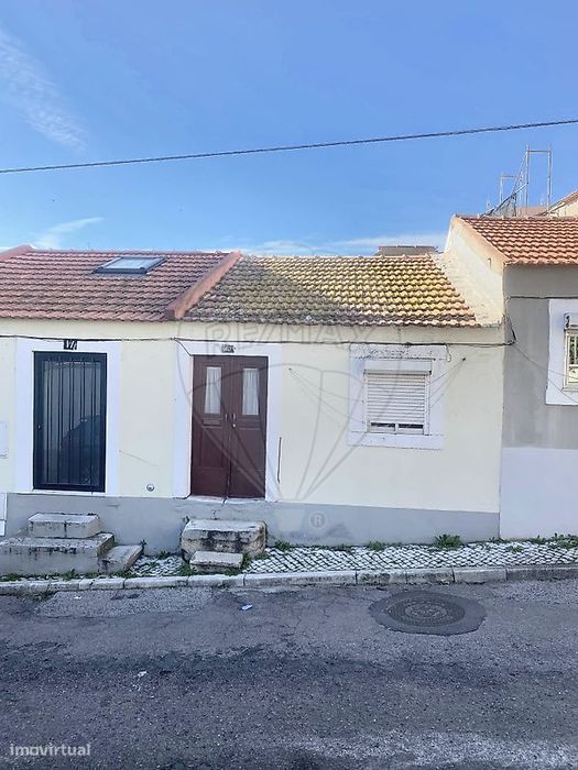 Moradia T0 para venda