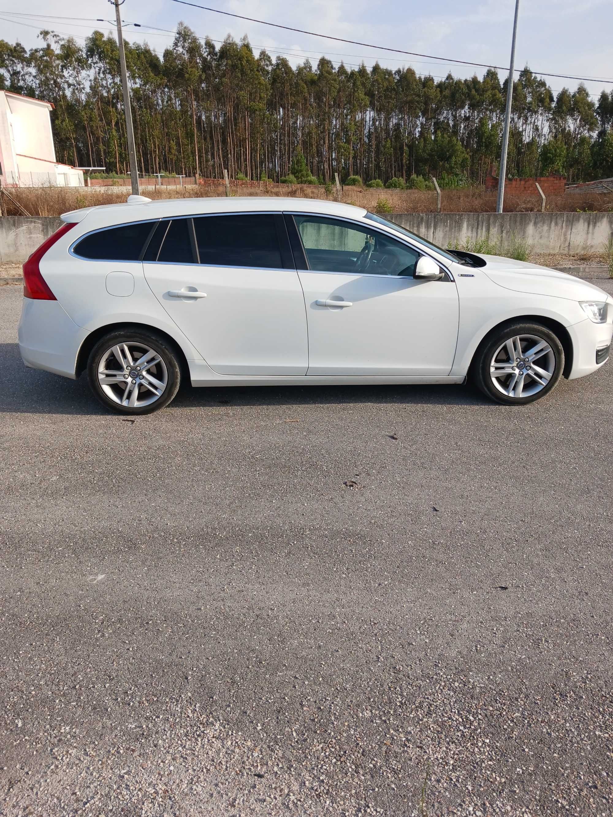 Volvo V60 D6 Híbrido