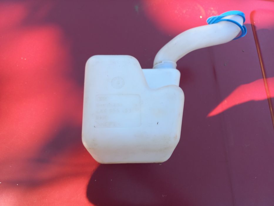 Бачок Ауди омивателя фольц