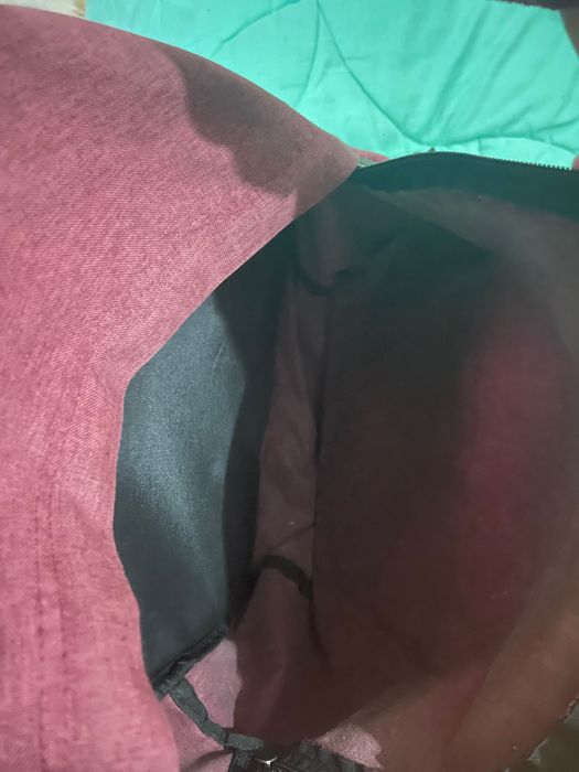 Mochila eastpack bordo usada