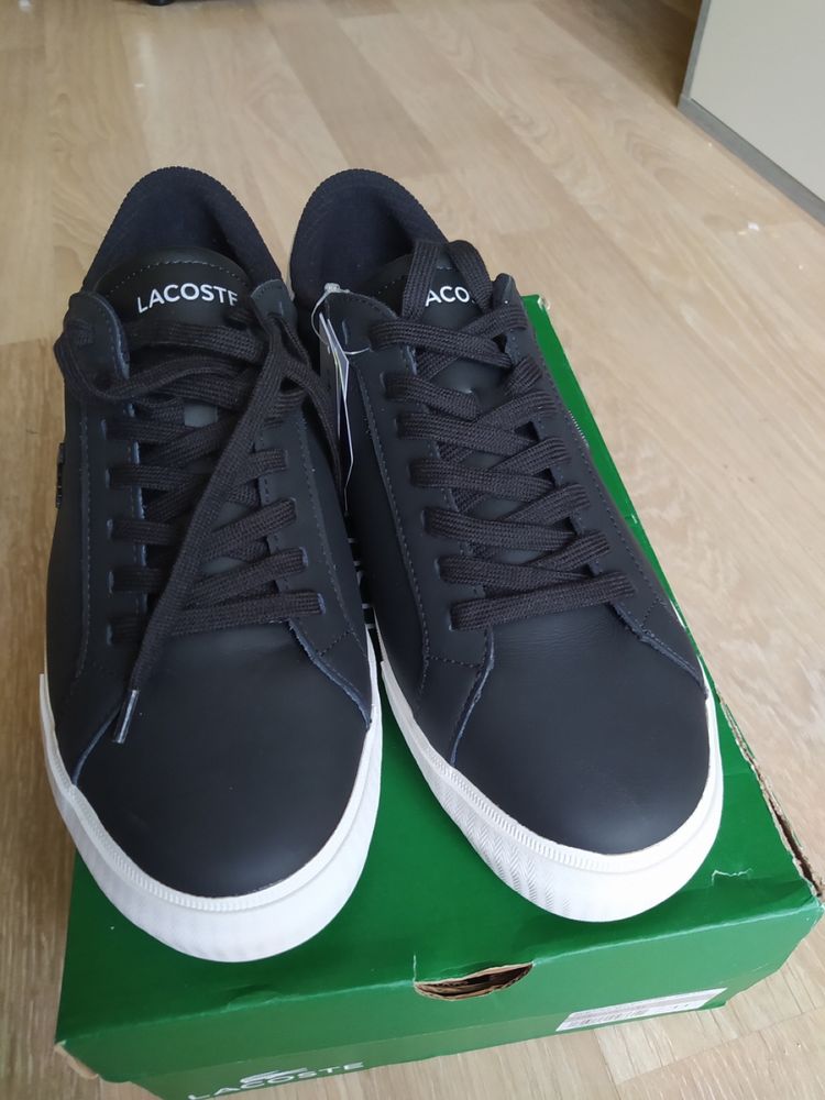 Кросівки Lacoste