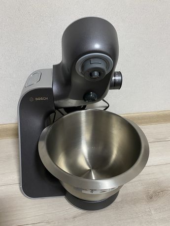 Новая Кухонная машина Bosch MUM5