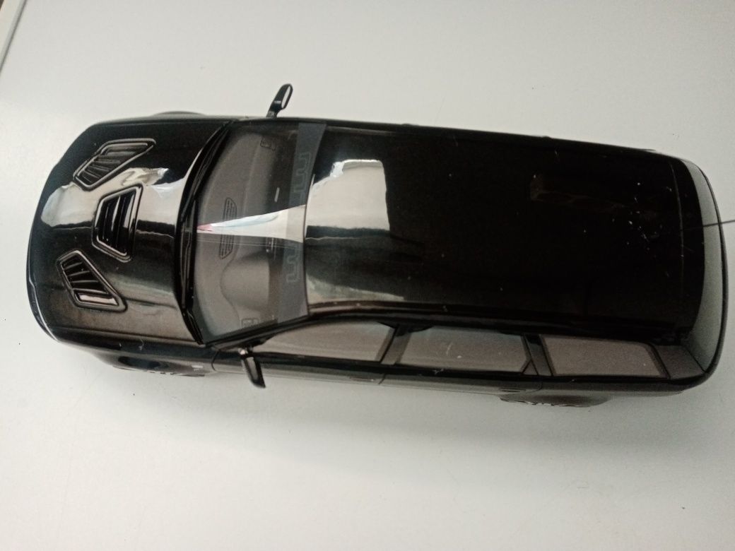 Miniaturas carros 1.18