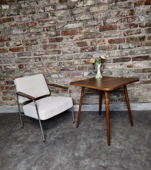 Stolik kawowy Czechosłowacja lata 60 po renowacji