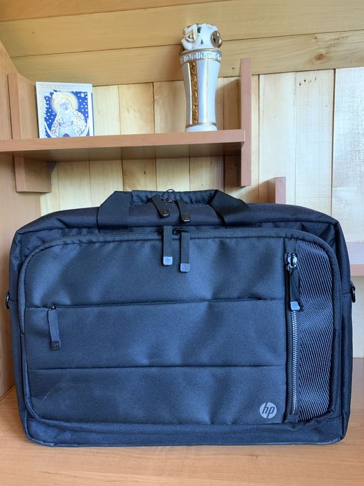 Сумка фірми”hp”чорна для ноутбука 15.6 дюймів роз. 41*30*8 см