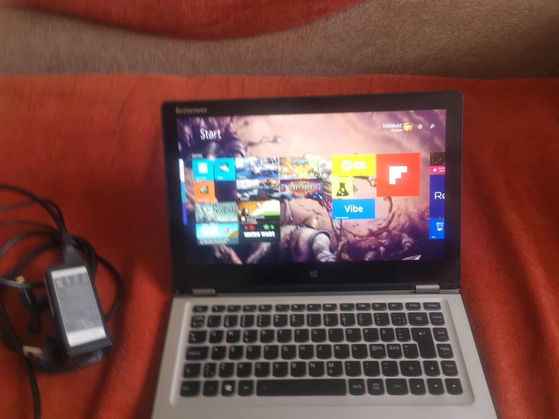 Laptop dotykowy Lenovo Yoga 2 13