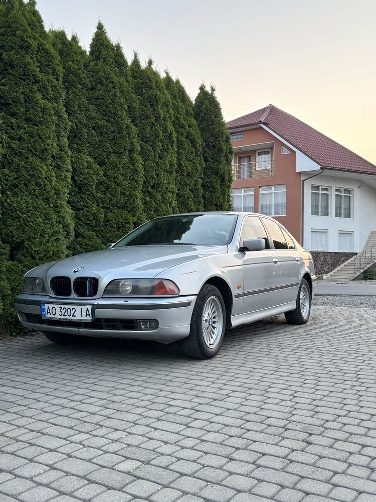 BMW E39, 2.5 бензин