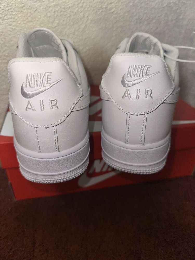 Кросівки Nike Air Force p.42,45 нові оригінал qr