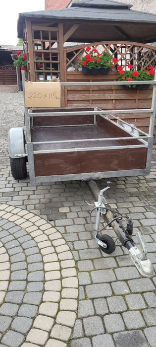 Przyczepka/i samochodowe