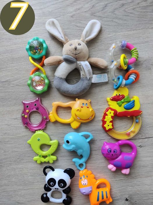 Брязкальця для немовлят