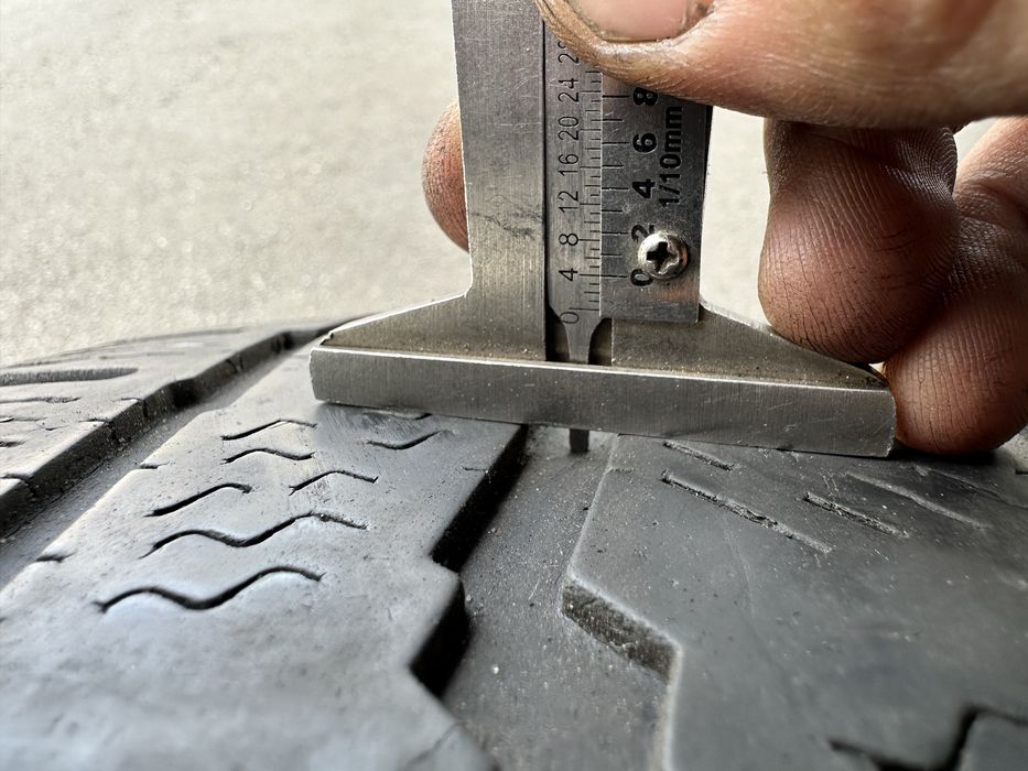 Шини 235 65 16 121/119R Michelin Agilis Alpin пара