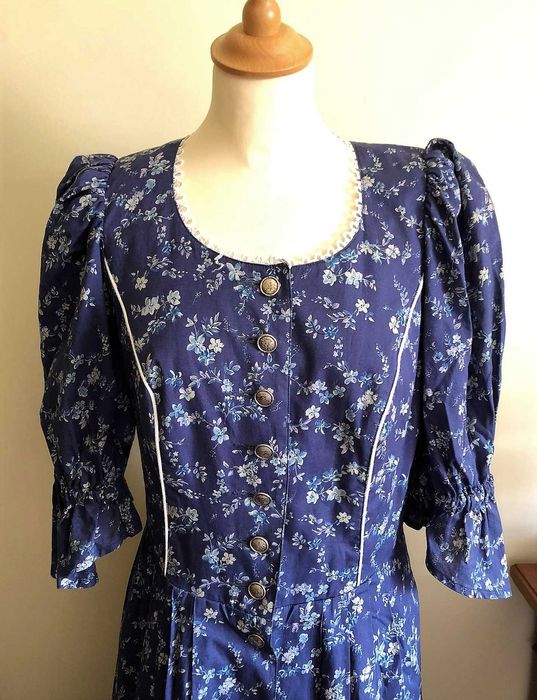 Vestido Azul Bavarian Vintage Romântico