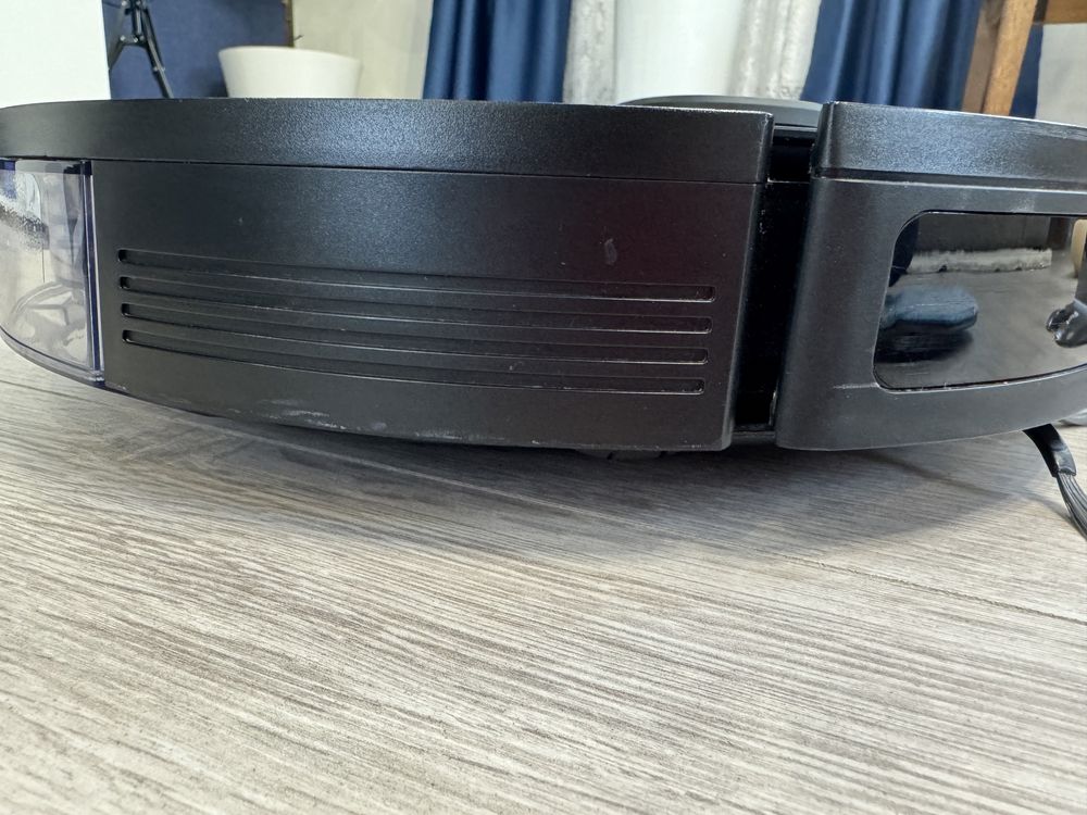 Робот-пылесос ECOVACS DEEBOT OZMO 950 Black