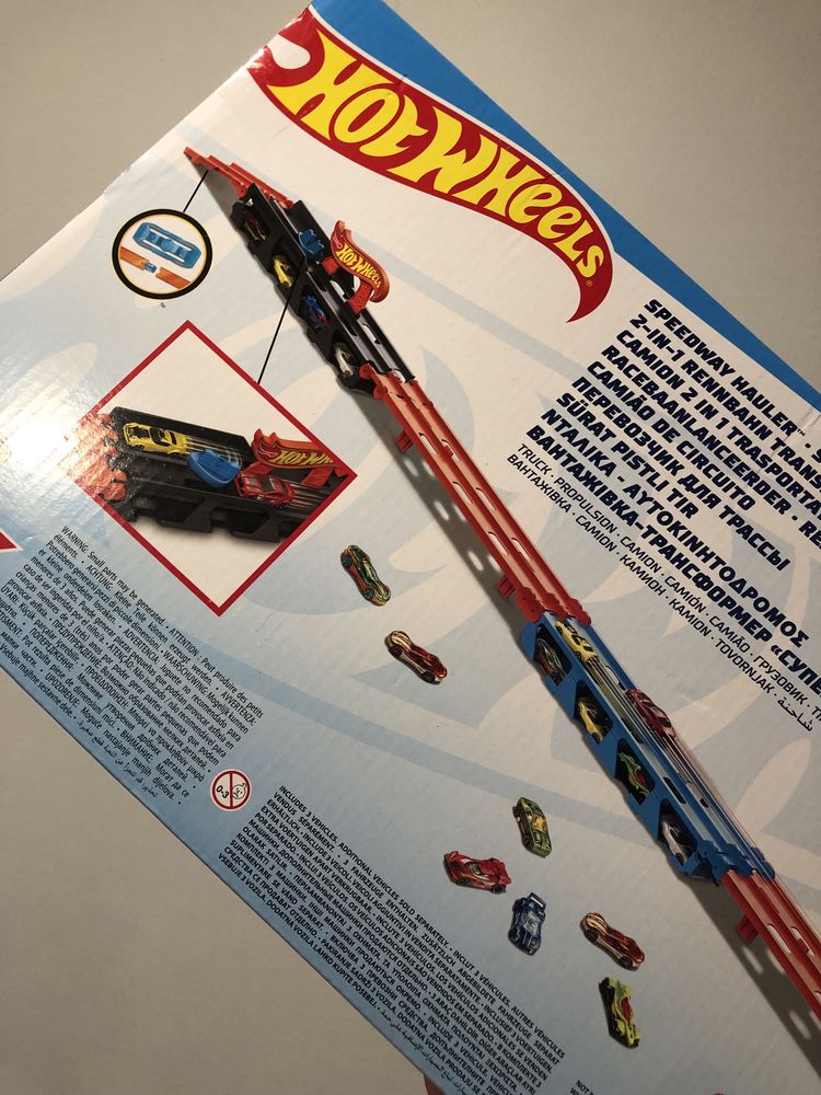 Вантажівка / автовоз / трек Hot Wheels Speedway Hauler